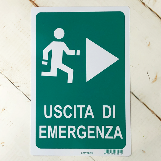 USCITA DI EMERGENZA (非常口 右)