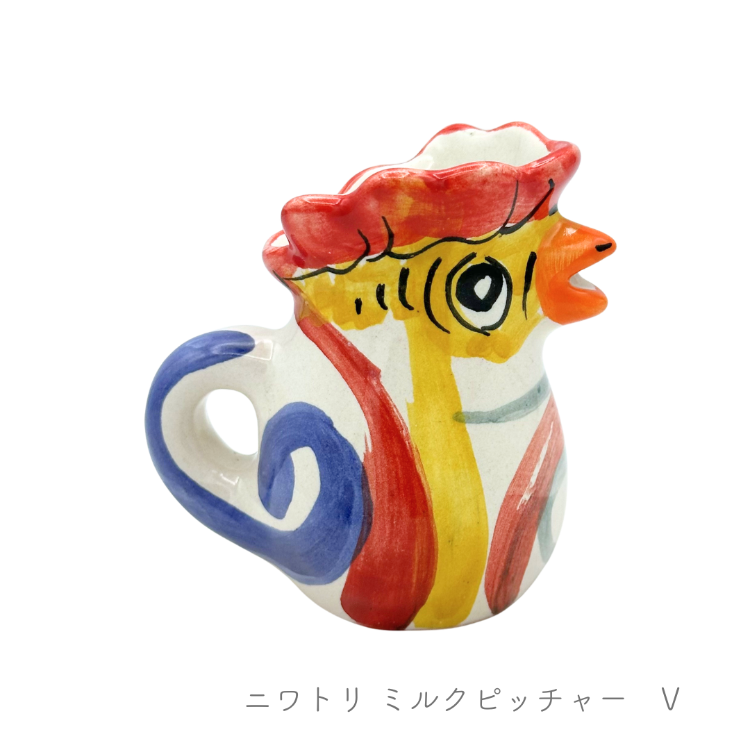 Chicken Pitcher (M)